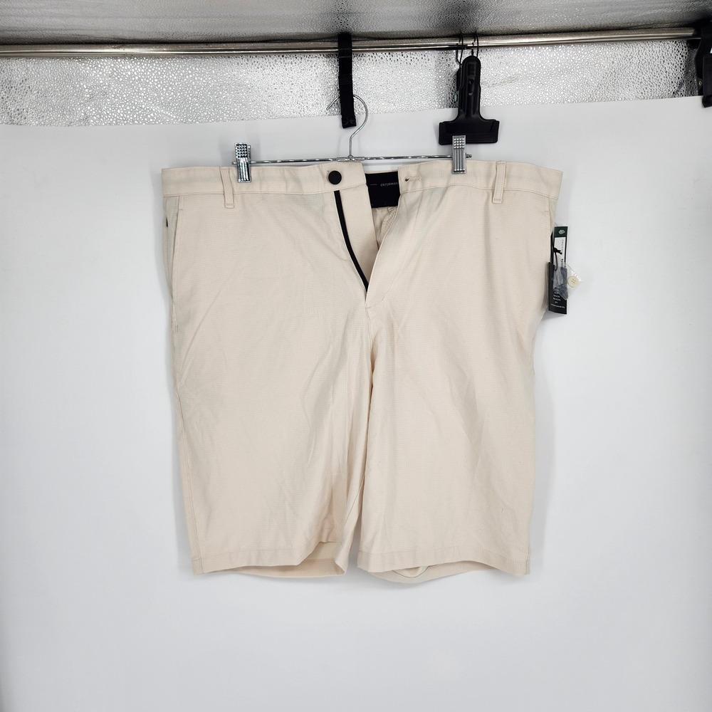 01. Algo Men's Off White Size 38 Grid Performance Shorts 9" Inseam NWT